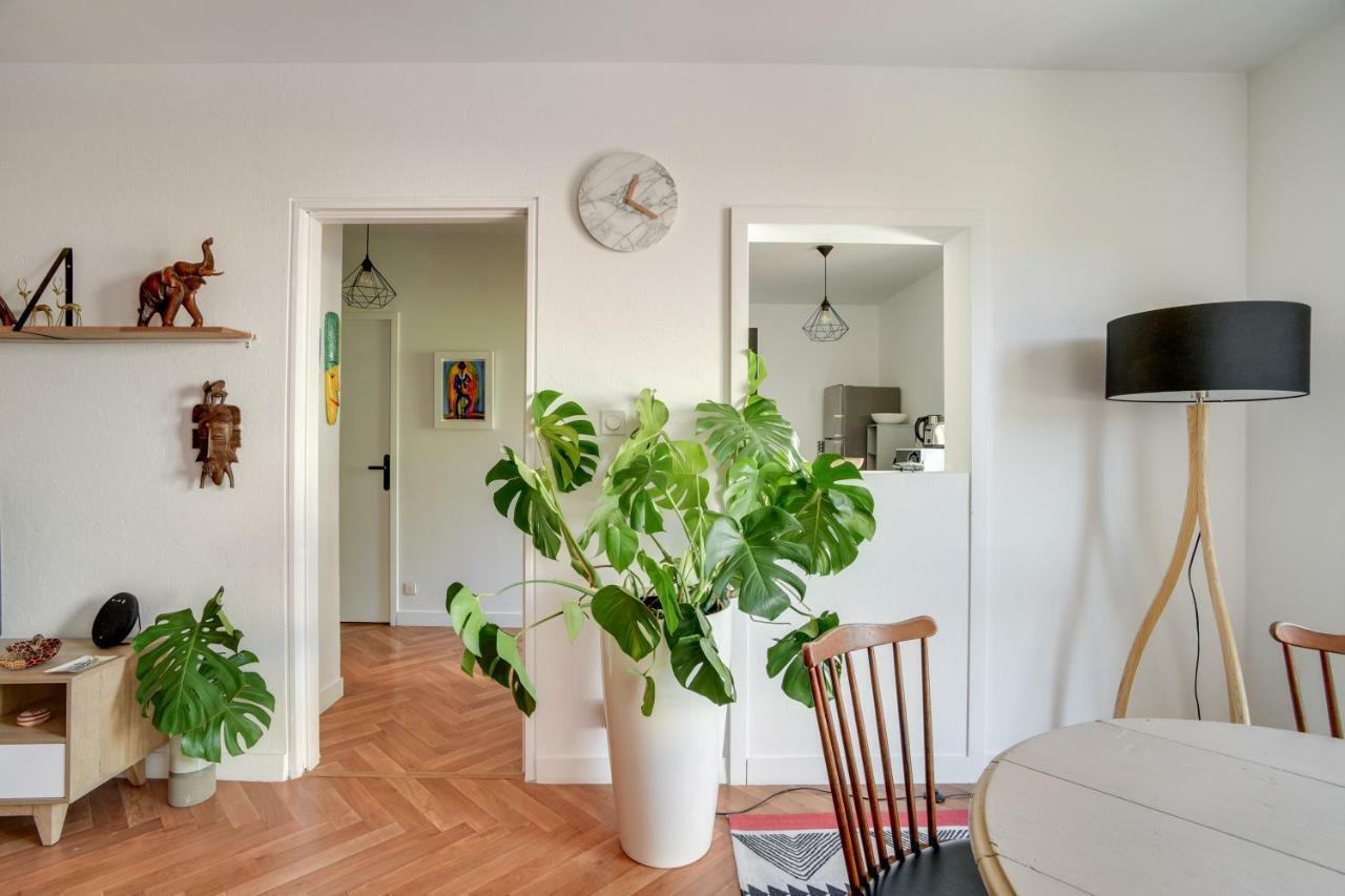 Votre Escale - Le Globe Trotteur Apartment Niort Exterior photo
